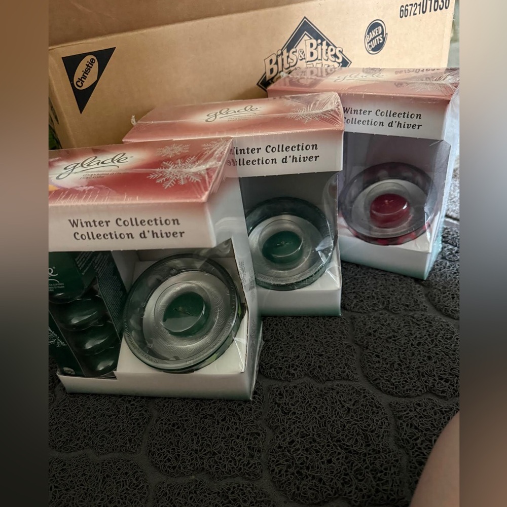 Glade Winter Collection Wax Melt Holders - Red & Green